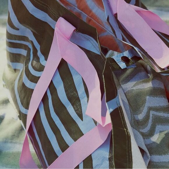 Marimekko IKEA BASTUA Tote Large Blue Green Leaf Pattern Reusable Shopping Tote - Picture 4 of 8